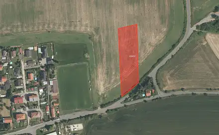 Prodej pole 5 676 m², Vitice - Dobré Pole, okres Kolín