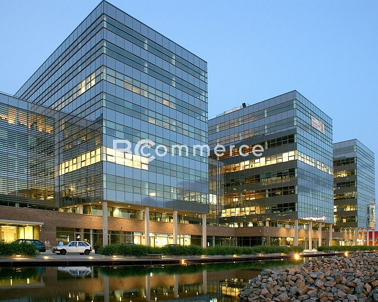 Pronájem kanceláře 273 m² – fotografie 3
