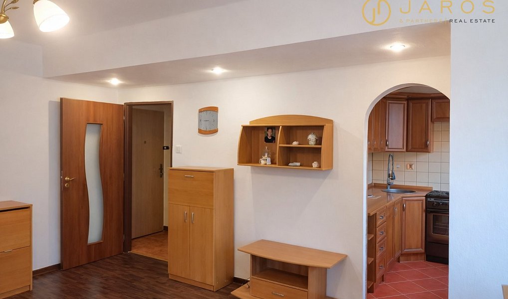 Prodej bytu 2+1 55 m², Kolín – náhled fotky 4