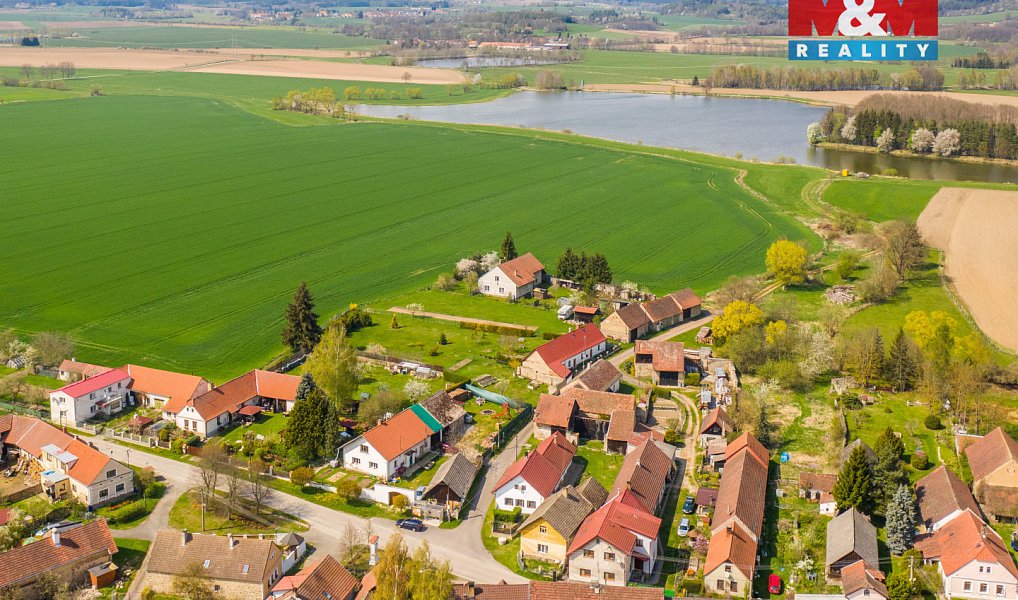 Prodej chaty/chalupy 140 m² s pozemkem 279 m², Bělčice – náhled fotky 18