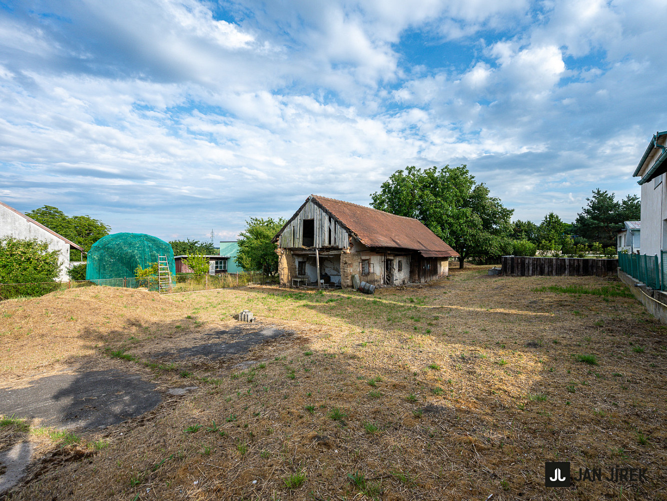 Prodej stavebního pozemku 1 045 m² – fotografie 4