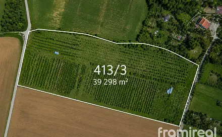 Prodej pole 39 298 m², Znojmo