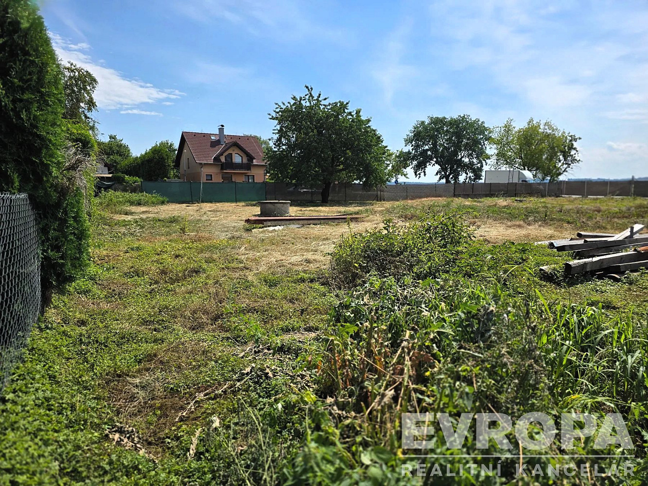 Prodej stavebního pozemku 1 301 m² – fotografie 5