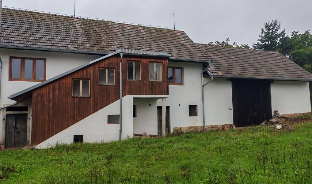 Prodej domu 236 m² s pozemkem 570 m², Dobev – náhled fotky 2