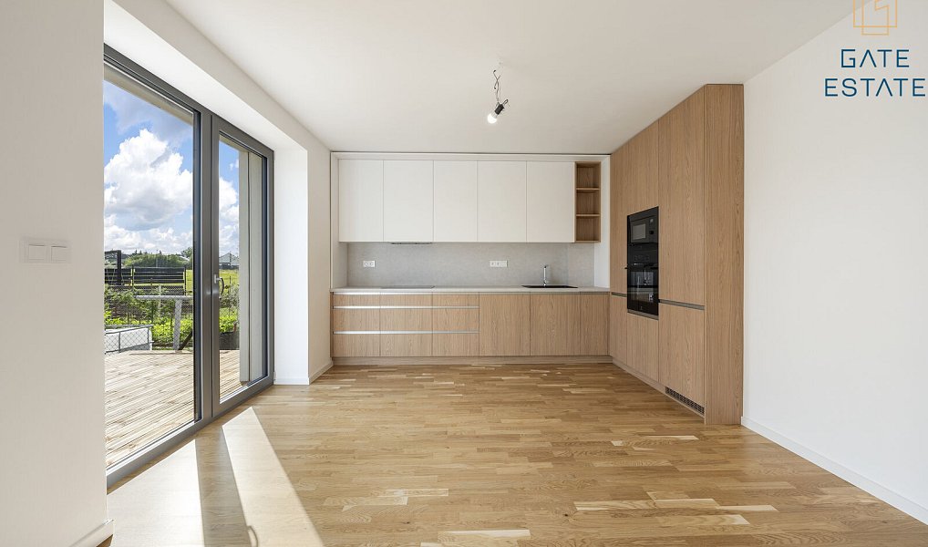 Prodej domu 217 m² s pozemkem 270 m², Holešov – náhled fotky 2