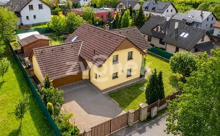 Prodej domu 186 m² s pozemkem 914 m², Kapradinová, Zlín - Mladcová