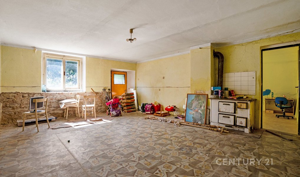 Prodej domu 142 m² s pozemkem 1 434 m², Bousov – náhled fotky 8