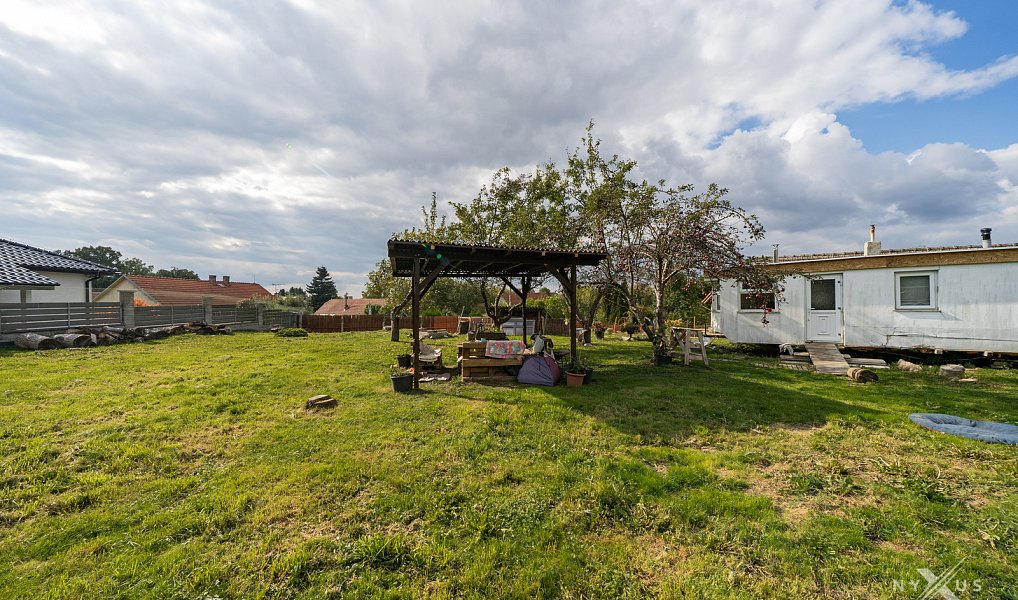 Prodej stavebního pozemku 1 145 m², Struhařov – náhled fotky 14