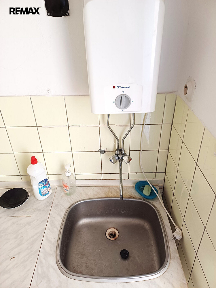 Pronájem kanceláře 100 m² – fotografie 5