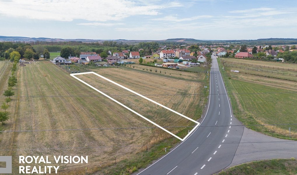 Prodej stavebního pozemku 2 035 m², Březí – náhled fotky 4