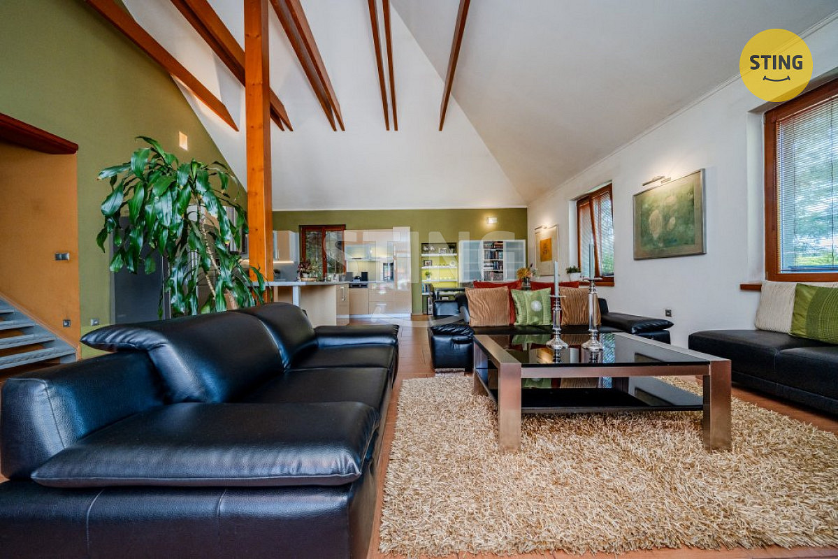Prodej domu 262 m² s pozemkem 715 m² — photo 5