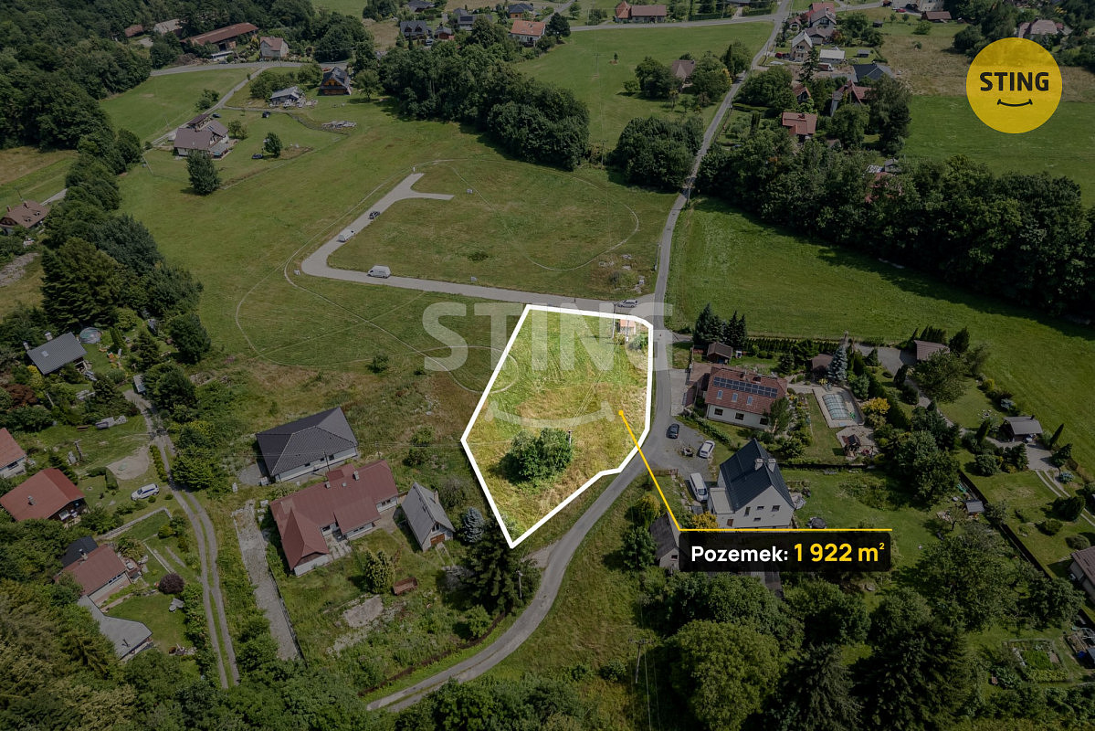 Prodej stavebního pozemku 1 922 m² — photo 2