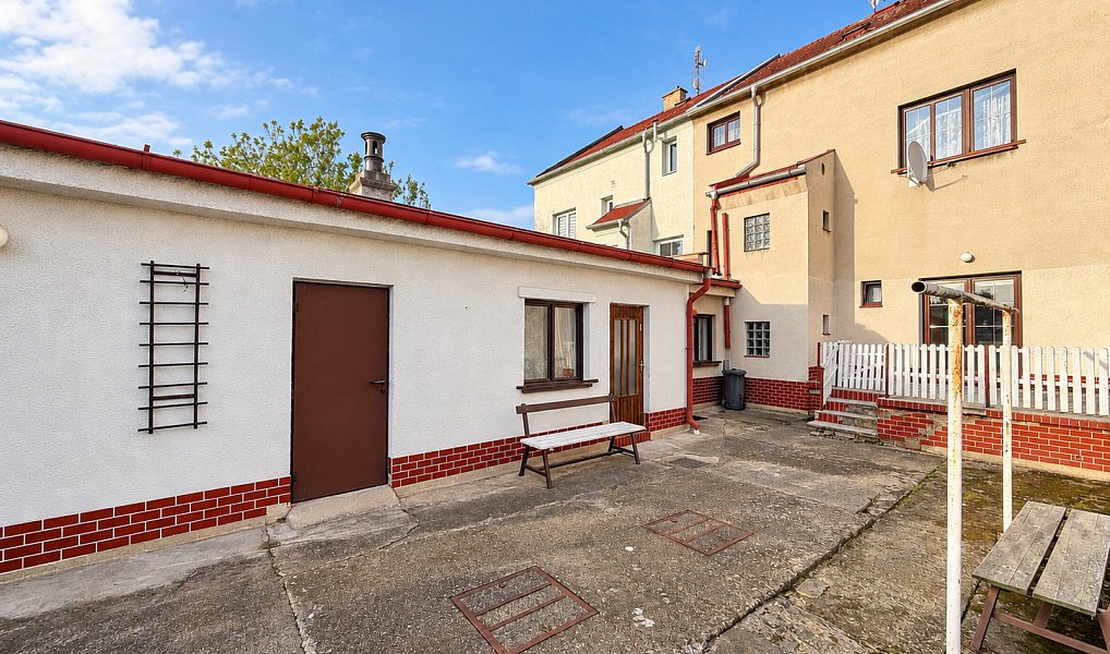 Prodej domu 183 m² s pozemkem 402 m², Spořice – náhled fotky 28