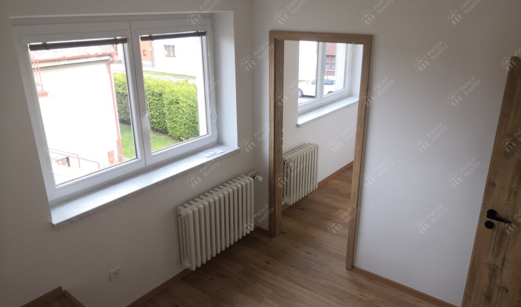 Pronájem bytu 3+kk 90 m², Hradec Králové – náhled fotky 15