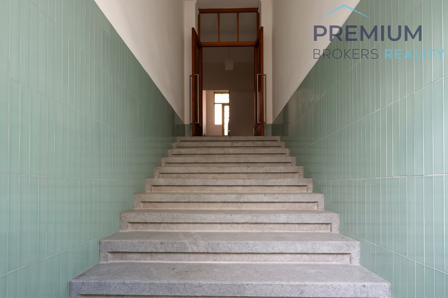 Pronájem bytu 1+kk 37 m² – fotografie 5