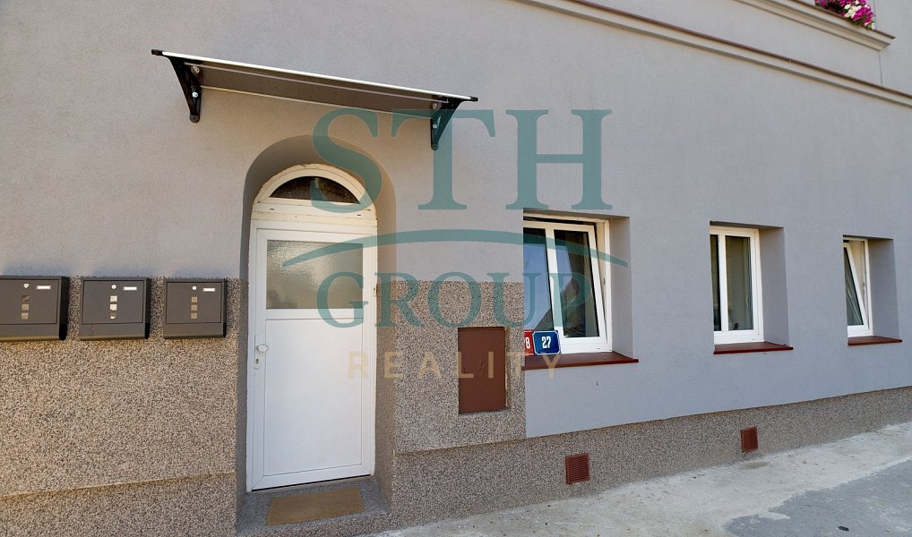 Prodej domu 300 m² s pozemkem 227 m², Trmice – náhled fotky 5