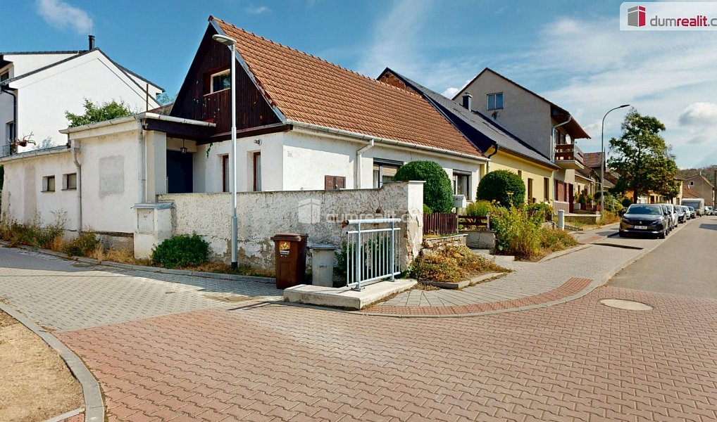 Prodej domu 150 m² s pozemkem 322 m², Dolní Kounice – náhled fotky 2