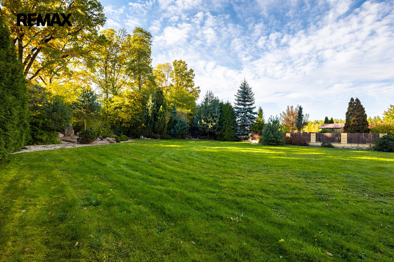 Prodej domu 220 m² s pozemkem 2 087 m² – fotografie 3