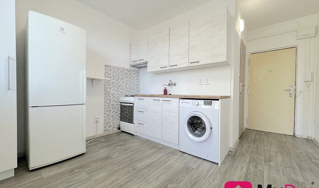 Pronájem bytu 1+1, 33 m², Znojmo
