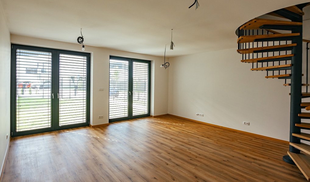 Prodej domu 97 m² s pozemkem 114 m², Hradec Králové – náhled fotky 27