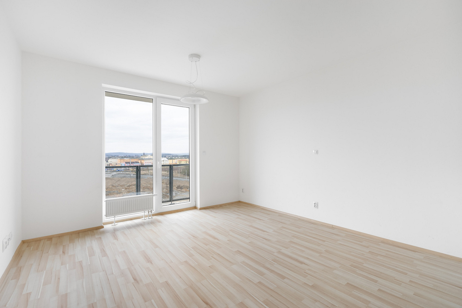 Pronájem bytu 1+kk 29 m² - Widok 2