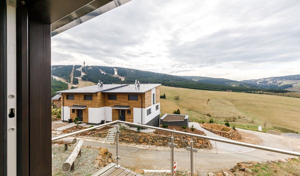 Prodej domu 146 m² s pozemkem 342 m², Loučná pod Klínovcem – náhled fotky 3