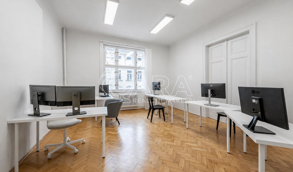 Pronájem kanceláře 202 m², Praha – náhled fotky 2
