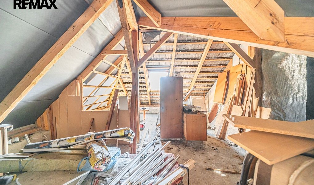 Prodej domu 363 m² s pozemkem 1 345 m², Kamýk nad Vltavou – náhled fotky 18