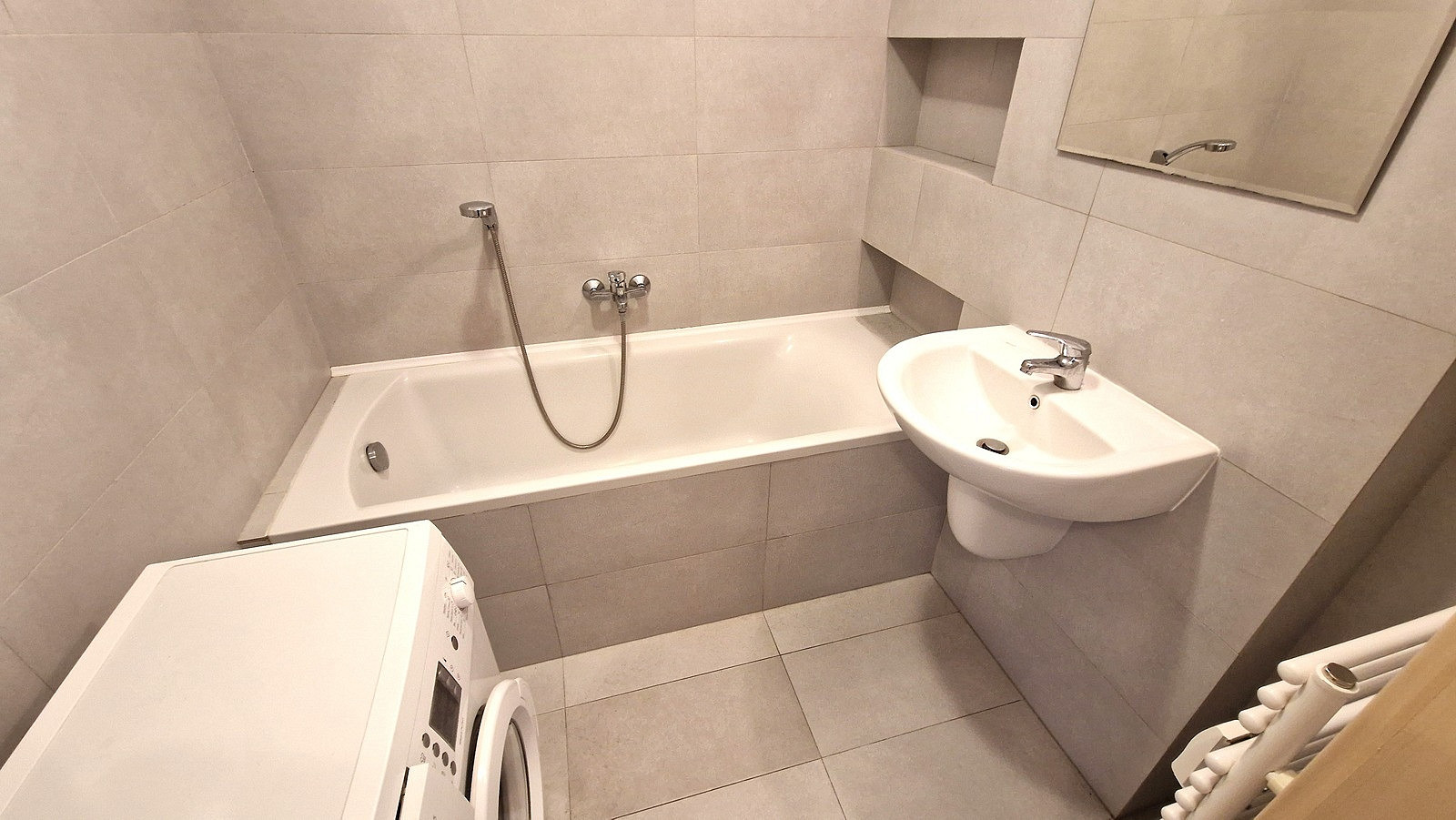 Pronájem bytu 2+kk 65 m² — photo 4