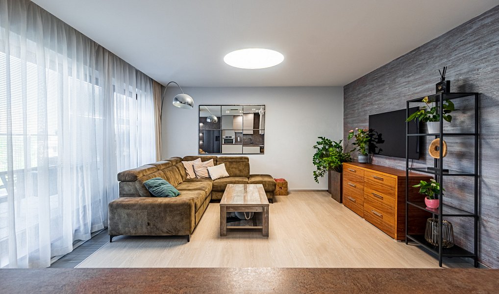 Prodej bytu 4+kk 101 m², Pardubice – náhled fotky 20