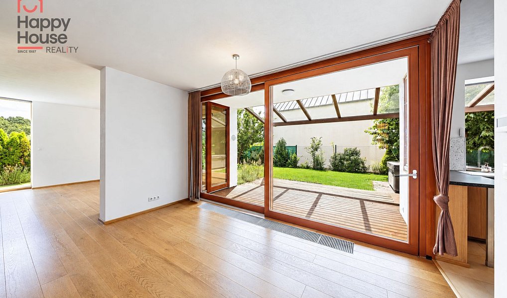 Prodej domu 200 m² s pozemkem 408 m², Praha – náhled fotky 5