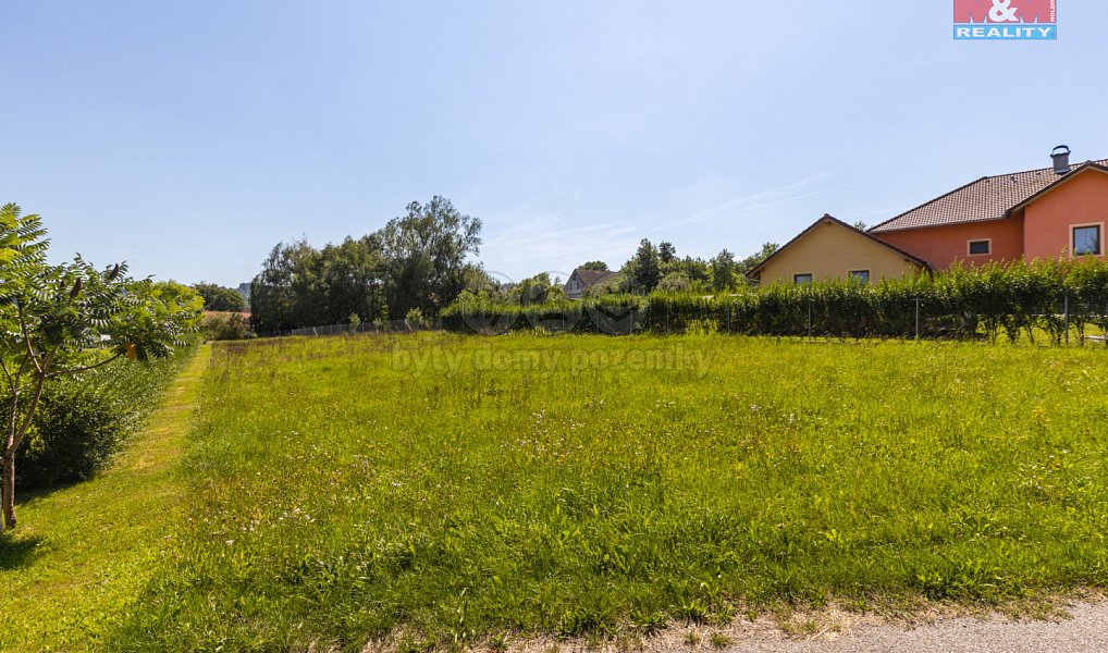Prodej stavebního pozemku 1 240 m², Zálezly – náhled fotky 2
