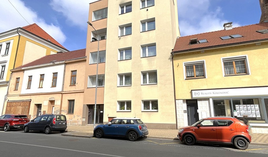Prodej bytu 4+1 95 m², Pardubice – náhled fotky 21