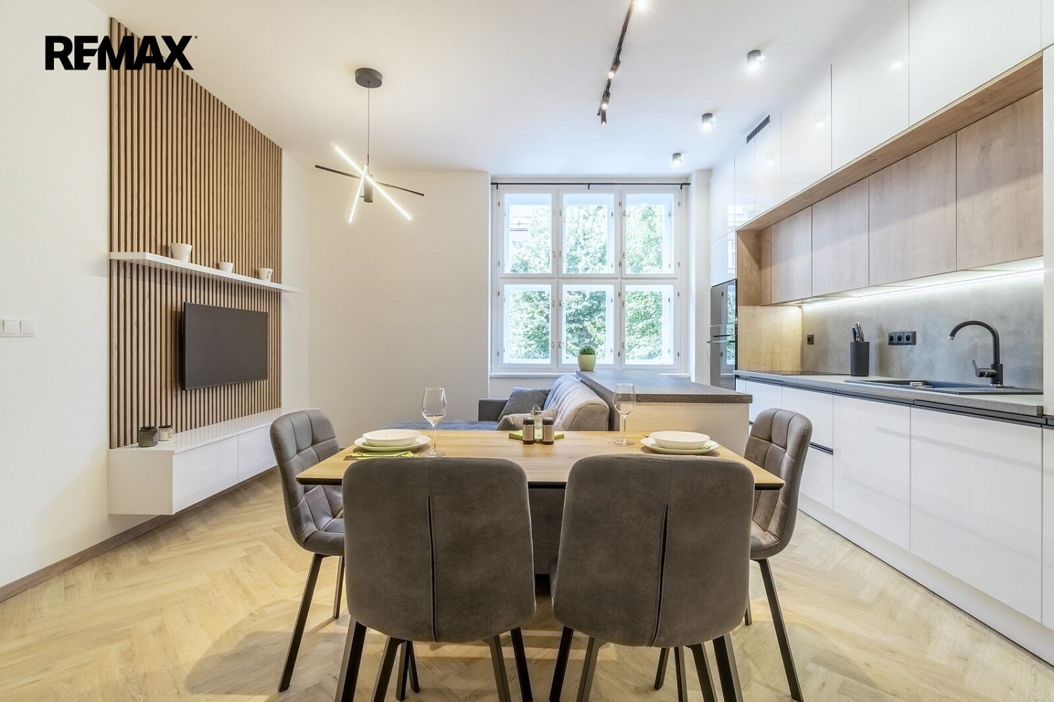 Pronájem bytu 2+kk 62 m² – pohled 5