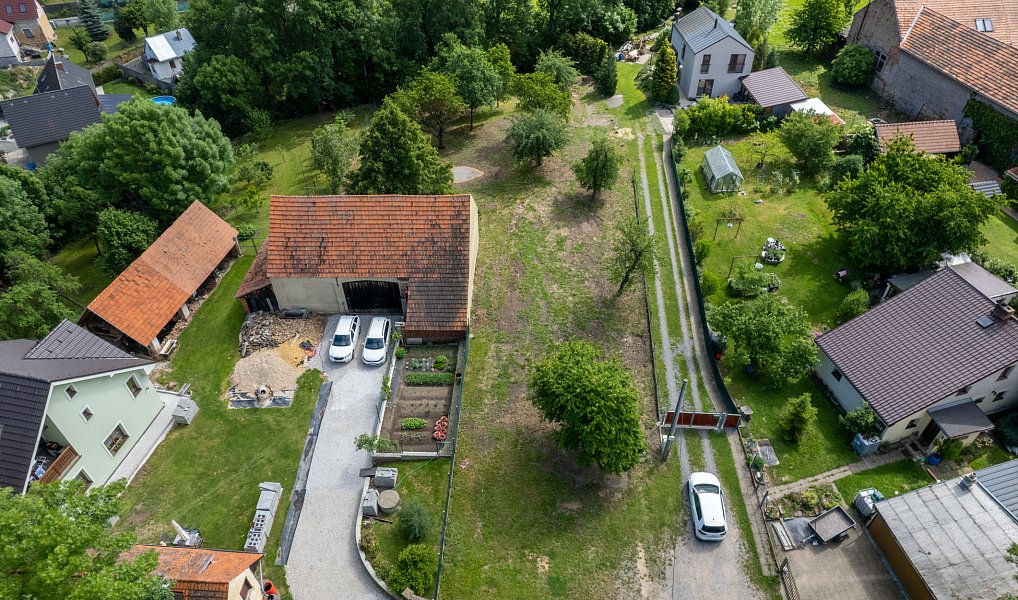 Prodej stavebního pozemku 1 774 m², Svinaře – náhled fotky 2