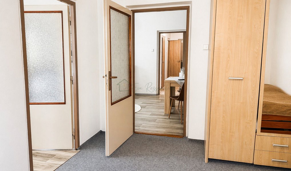Prodej bytu 3+1 60 m², Vsetín – náhled fotky 8