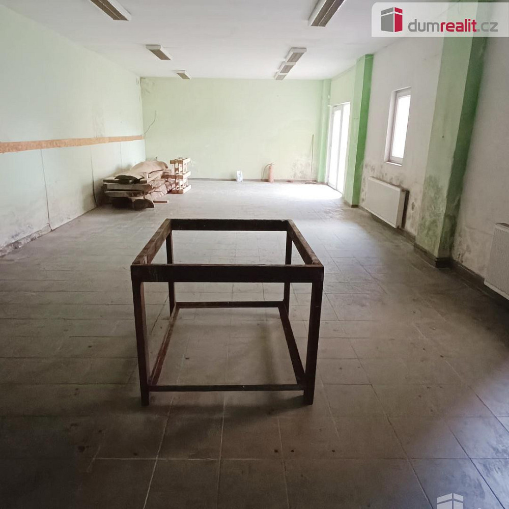 Prodej výrobních prostor 208 m² — photo 4