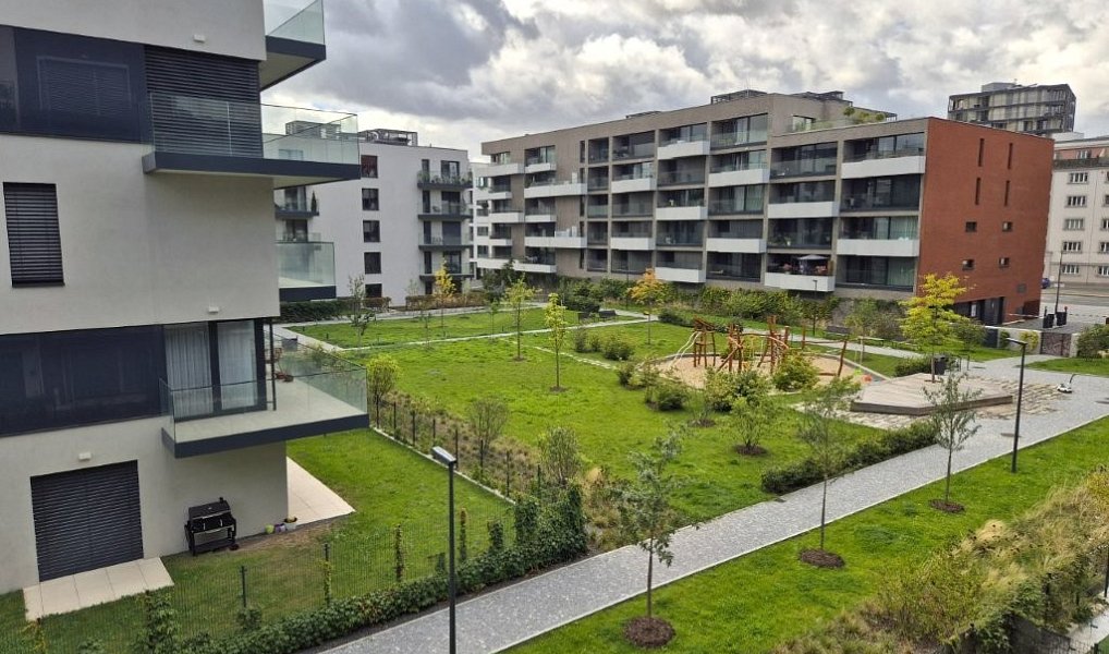 Pronájem bytu 3+kk 71 m², Praha – náhled fotky 15
