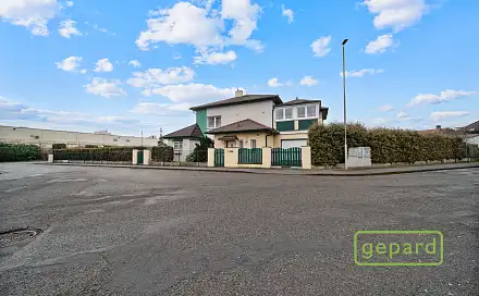 Prodej domu 240 m² s pozemkem 1 046 m², Heyrovského, Pardubice - Rosice