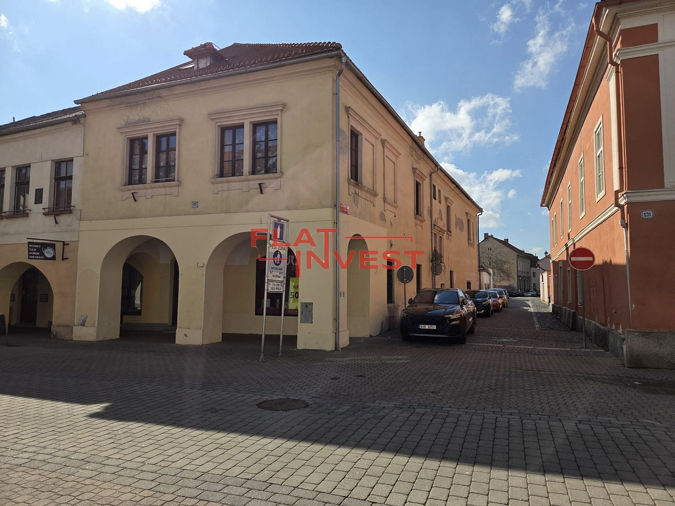 Pronájem obchodních prostor 67 m²