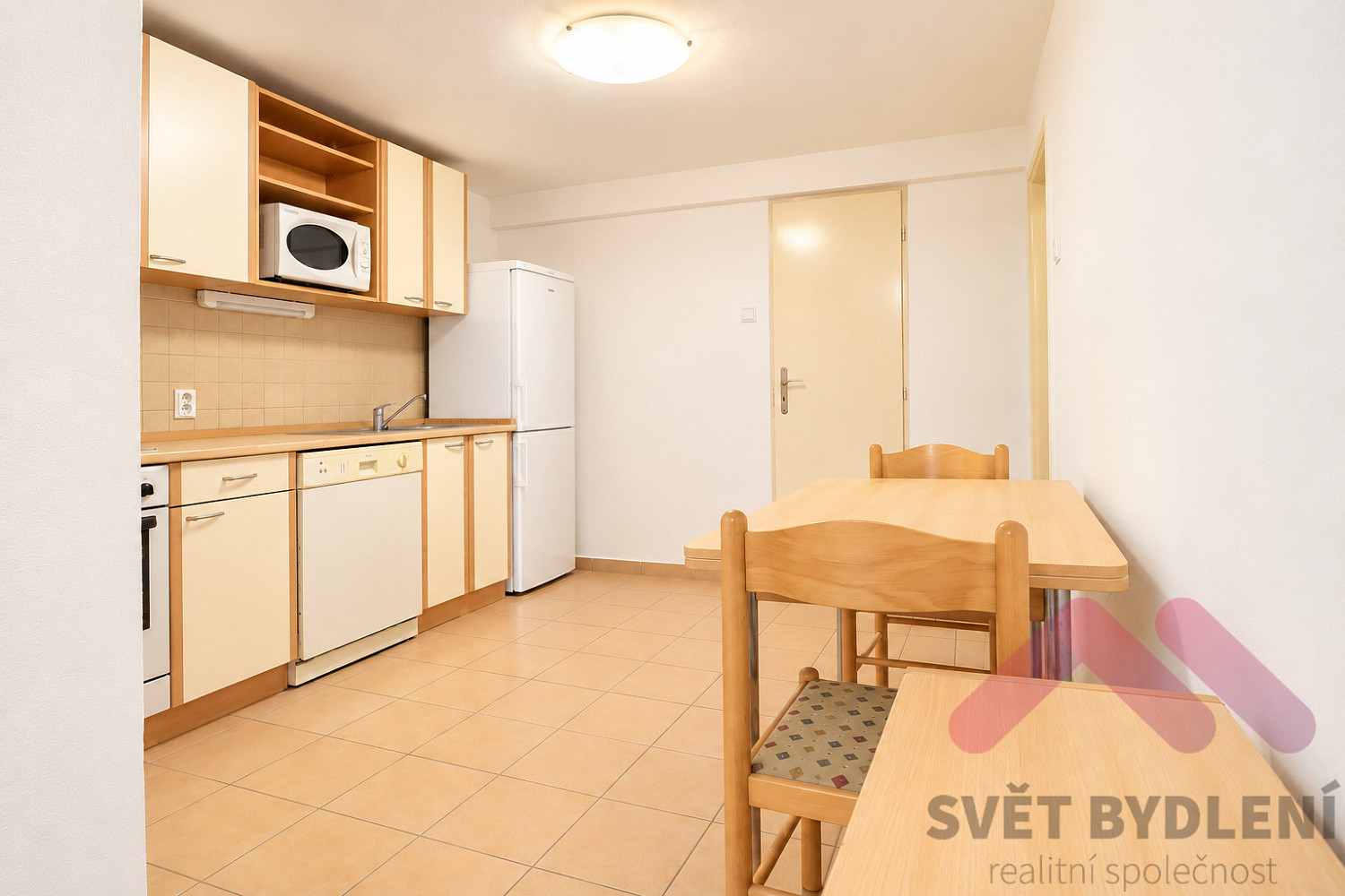 Pronájem bytu 2+kk 56 m² – fotografie 3