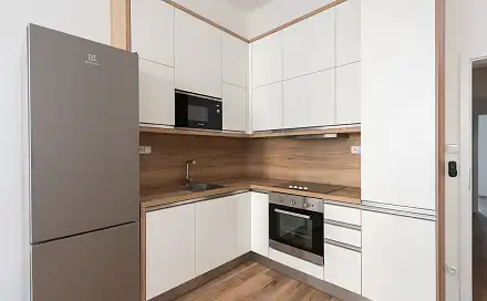 Prodej bytu 4+kk 77 m², Domažlická, Praha 3 - Žižkov