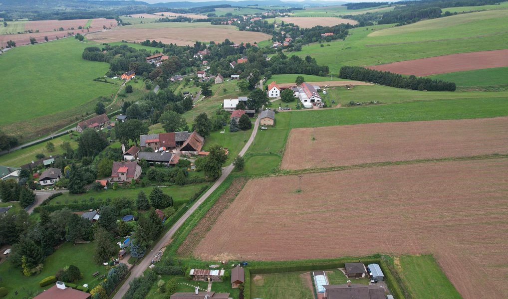 Prodej stavebního pozemku 4 116 m², Hejtmánkovice – náhled fotky 5