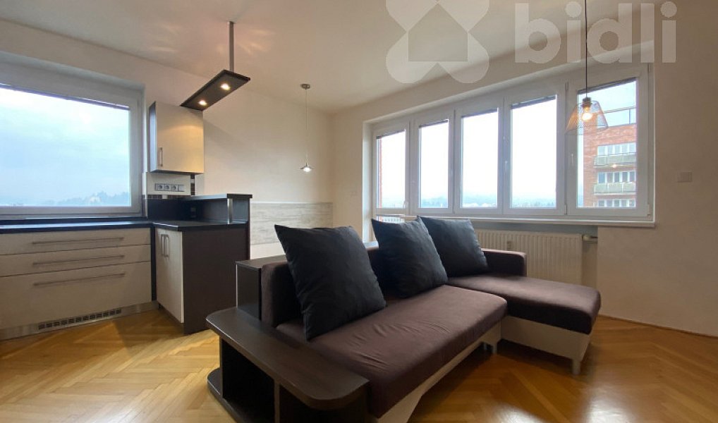 Pronájem bytu 3+kk 65 m², Zlín – náhled fotky 5