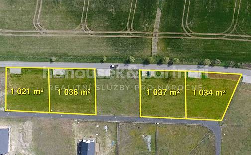 Prodej komerčního pozemku 4 128 m², Divec, okres Hradec Králové