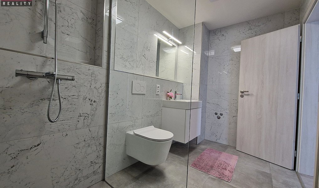 Pronájem bytu 4+kk 126 m², Olomouc – náhled fotky 7