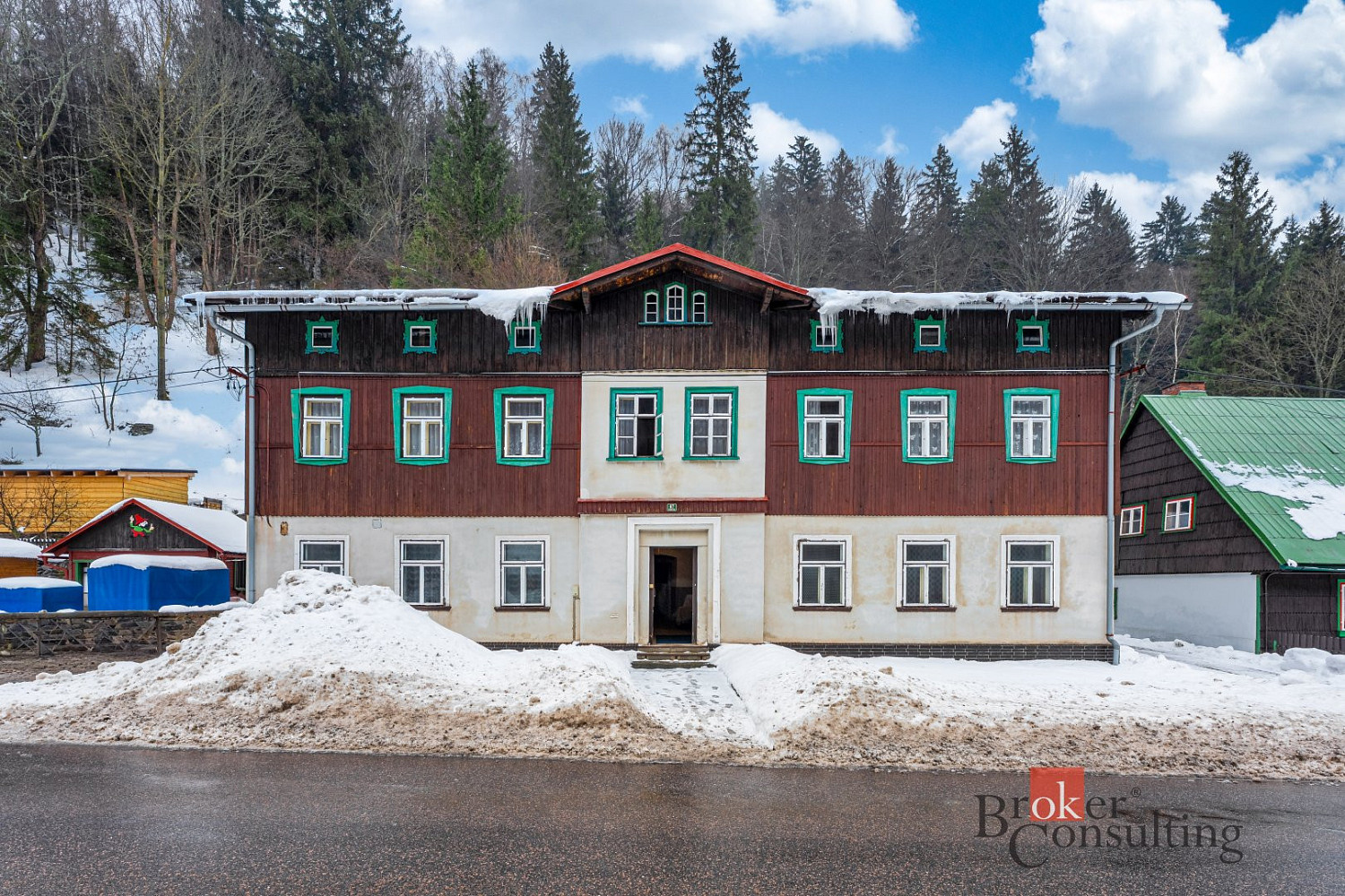 Prodej domu 400 m² s pozemkem 515 m² – fotografie 5