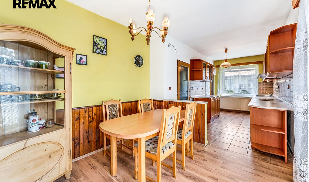Prodej domu 150 m² s pozemkem 466 m², Hrochův Týnec – náhled fotky 10