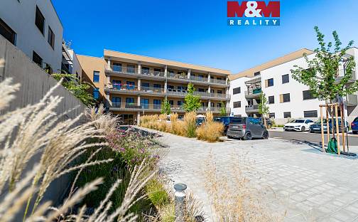 Prodej bytu 3+kk 102 m², Okružní, Třebíč - Borovina