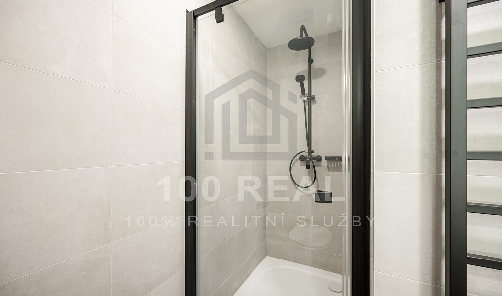 Pronájem bytu 1+kk 40 m², Hradec Králové – náhled fotky 5